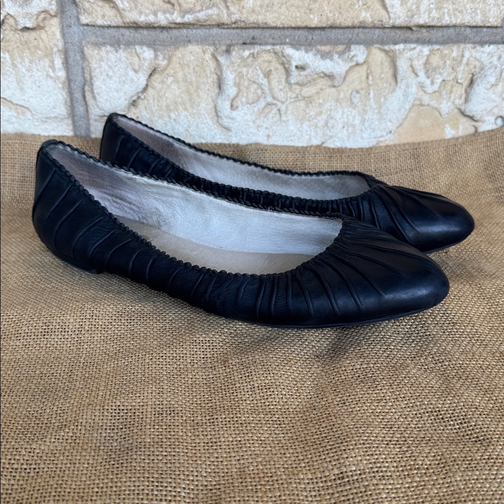 Louise et Cie Ashlin Leather Ballet Flats  Size 8 1/2 W